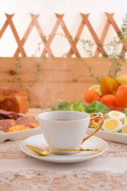 Taze ve lezzetli bir kahvaltı