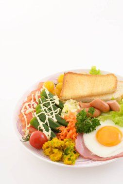 Taze ve lezzetli bir kahvaltı