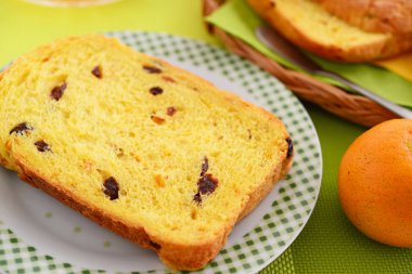 Taze meyve ile lezzetli ekmekler