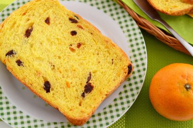 Taze meyve ile lezzetli ekmekler