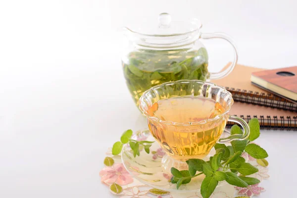 Una Tazza Con Pentola — Foto Stock