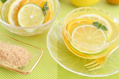 Bir fincan çay narenciye ile