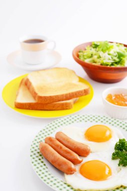 Taze ve lezzetli bir kahvaltı