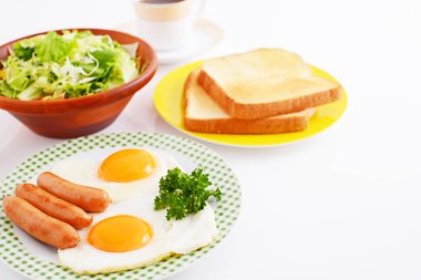 Taze ve lezzetli bir kahvaltı