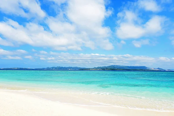 Летнее Небо Красивый Пляж Окинавы — стоковое фото