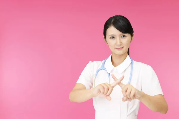 Krankenschwester Gestikuliert Als Zeichen Des Verbots — Stockfoto