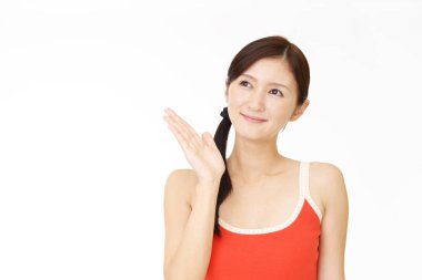 Kadın yol gösterir