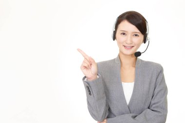 Çağrı merkezi operatörü işaret