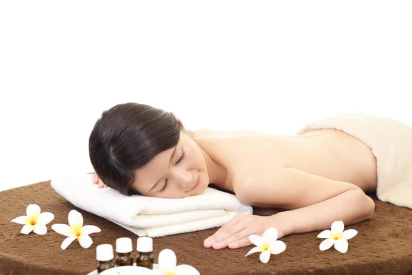 Woman Relaxing Spa Salon — Stock Photo, Image