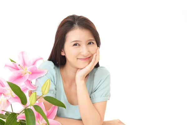 Smiling Asian Woman Flowers — Stock Photo, Image