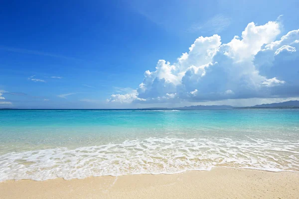 Cielo Verano Hermosa Playa Okinawa — Foto de Stock