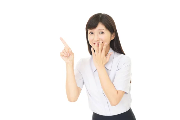 Mujer Joven Sonriente Aislada Sobre Fondo Blanco — Foto de Stock