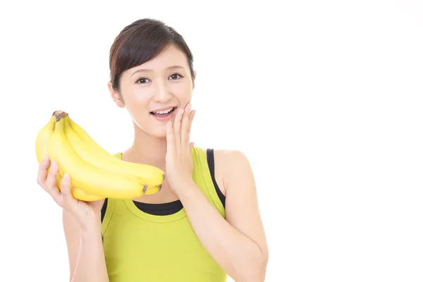 Mujer Sonriendo Con Fruta — Foto de Stock