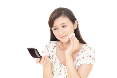 Güzel bir genç kadın olarak makyaj