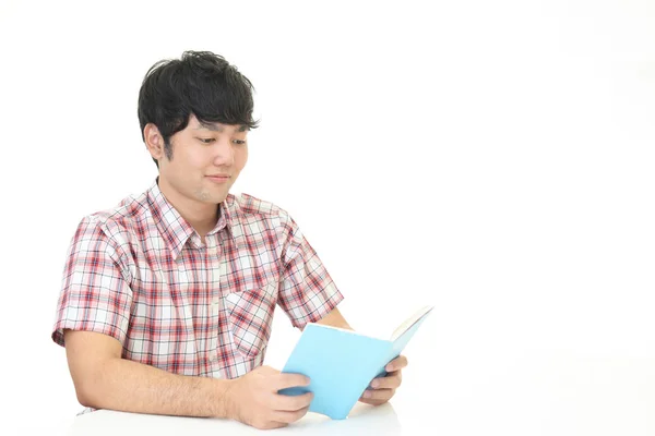 Homem Lendo Livro — Fotografia de Stock