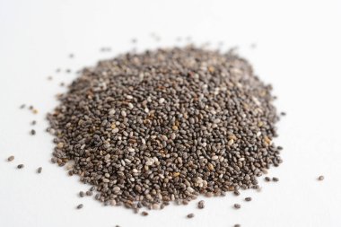 Siyah chia tohum yığını