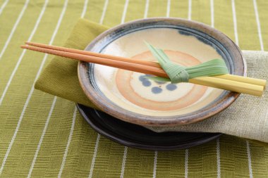 Japon tarzı Sofra yemek masası üzerinde