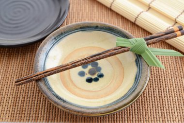 Japon tarzı Sofra yemek masası üzerinde