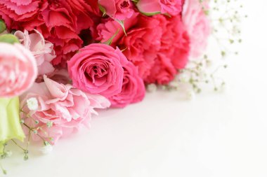 Güzel karışık çiçekli buket