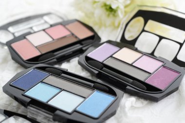 Makyaj için dekoratif kozmetik