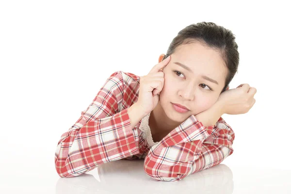 Asian Kobieta Czuje Się Zmęczony Podkreślił — Zdjęcie stockowe