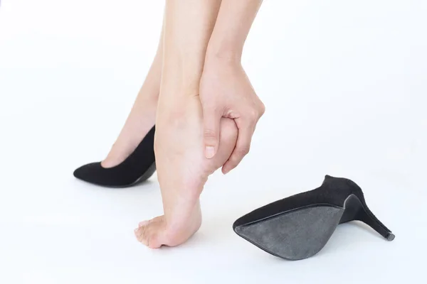 Uma Imagem Pés Femininos Dor Depois Usar Sapatos Salto Alto — Fotografia de Stock