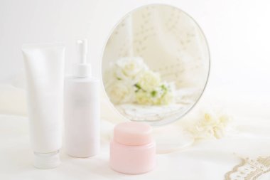 Cilt bakımı temel kozmetik