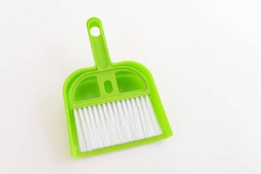 Temizleme ürünleri, beyaz zemin üzerine izole