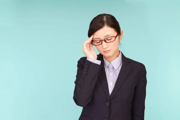 Business Woman Having Headache — Stock Photo, Image