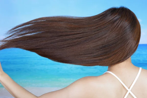 Frau Mit Schönen Langen Haaren Stockbild