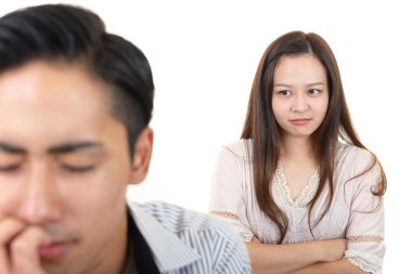 genç bir çift ilişki sorunları