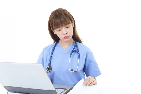 Orvos Dolgozik Laptop — Stock Fotó