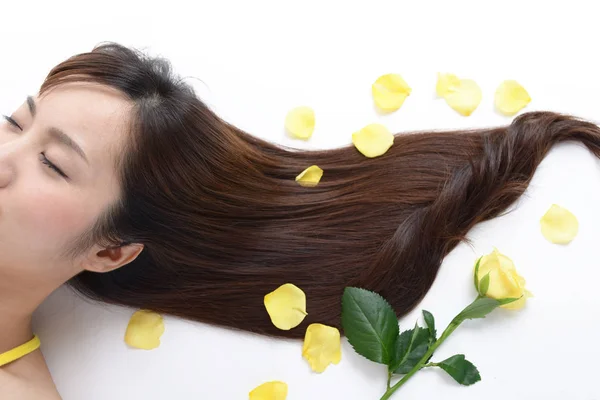 Vrouw Met Mooi Lang Haar — Stockfoto