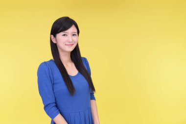 Çekici Asyalı genç kadın