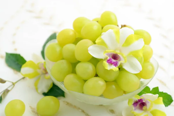 Frutas Frescas Uma Tigela — Fotografia de Stock