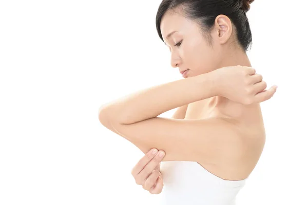 Mujer Revisando Brazo —  Fotos de Stock