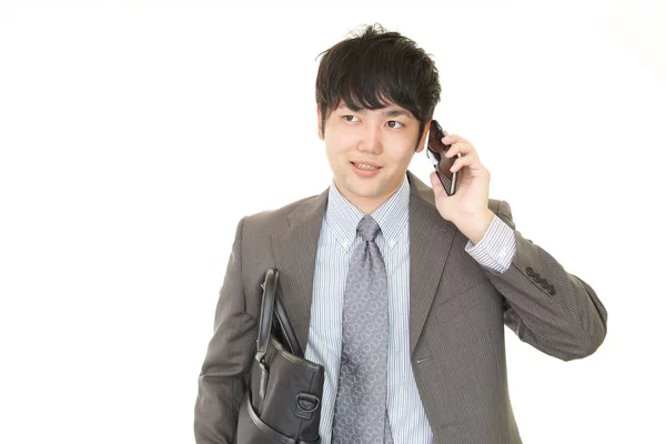 Empresário Que Está Falando Telefone Inteligente — Fotografia de Stock