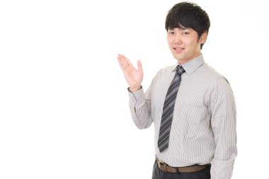 İş adamı yolu gösterir.