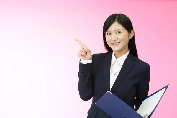 Asian Business Woman Pointing — Stock Photo, Image