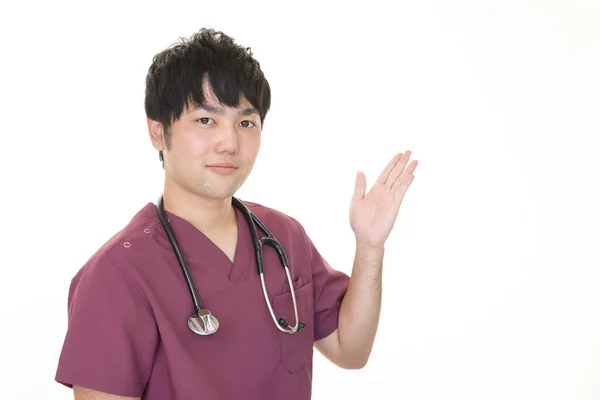 Sorrindo Asiático Médico — Fotografia de Stock