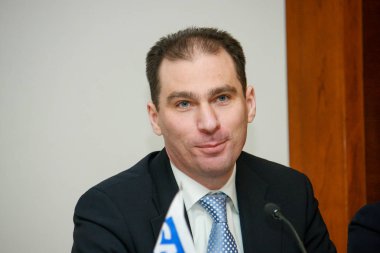 Moskova, Rusya - 25 Şubat 2010: Sap Rusya CEO'su Vladislav Martynov Sap mali yıl sonuçları, Moskova, Rusya 25 Şubat 2010 hakkında brifing basın konuşma yapmak