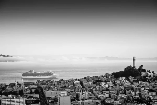 Kreuzfahrtschiff San Francisco Und Bucht Bei Sonnenaufgang Aus Der Luft — Stockfoto