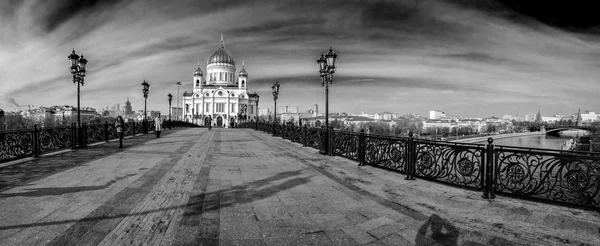 Moscow Russia Oct 2014 Panoramic View Patriarshy Footbridge Cathedral Christ — Stock Photo, Image