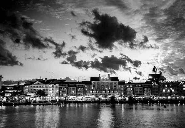 Orlando Usa January 2009 Illuminated Embankment Boardwalk Disney Area Crescent — Stock Photo, Image