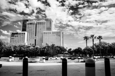 Orlando, Fl, Amerika Birleşik Devletleri - 10 Mart 2008: Peabody oteli Orlando, ABD Mart 10, 2008 International Drive. 2013 yılında bu 717 milyon dolara satılan ve Hyatt Regency Orlando yeniden adlandırıldı.