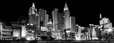 Las Vegas, Nevada - 10 Nisan 2011: New York-10 Nisan 2011 tarihinde New York Hotel Las Vegas. Sahibi - Mgm Resorts güçlü net gelir kazanç % 43 2,23 milyar dolara yılının üçüncü çeyreğinde 201 bildirdi