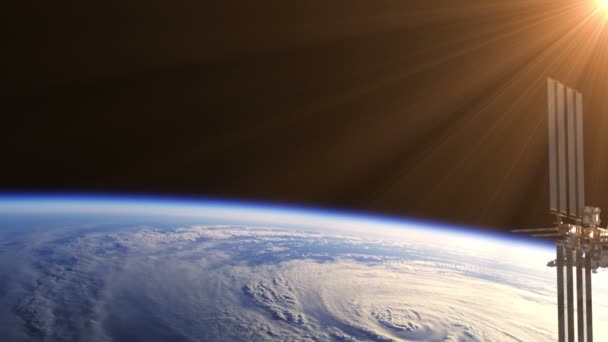 国际空间站在太阳光线下飞行 — 图库视频影像