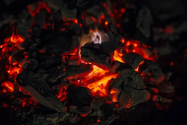 Nacht Scène Voor Vuur Vonken Brandende Vlam Met Prachtige Rode — Stockfoto