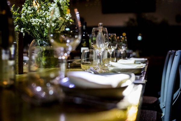 Роскошные настройки стола и оформление
. 