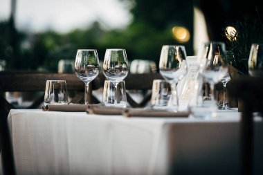 Lüks masa ayarları 